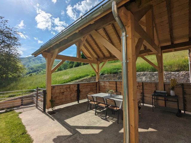 31G101608-35ebc6a0b9674e1fa538cb2b319d475b