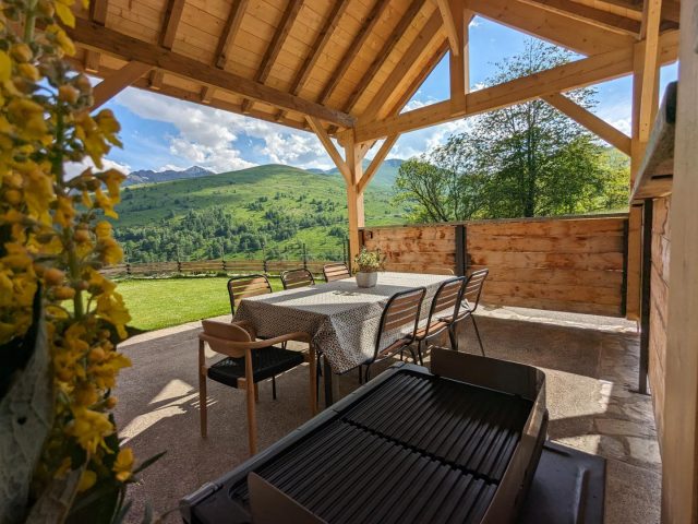 31G101608-43c55062f53c477781b0fb02e2cb793c