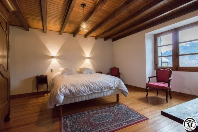 31G101609-939929609602455aae747978184b177b