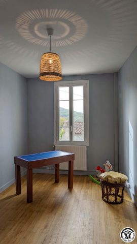 31G101612-c1ac0bc242614e7dbef29dce69debb8b