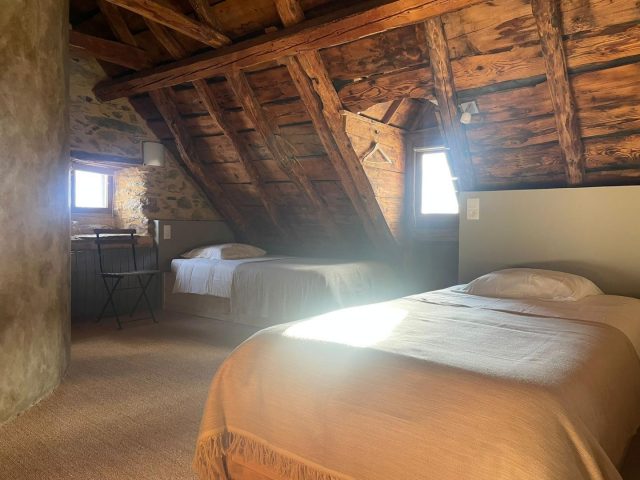 31G101613-7ecbc876fd2a4c24bc8dc9d799c55f2e