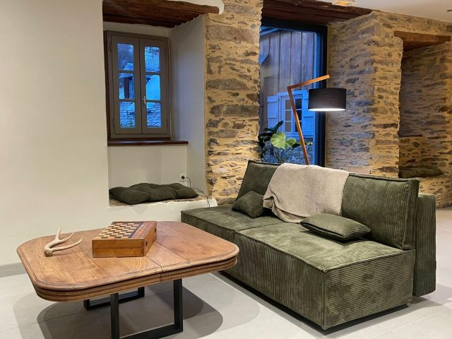 31G101613-fd084af8b8504e39b486f46351ce840c