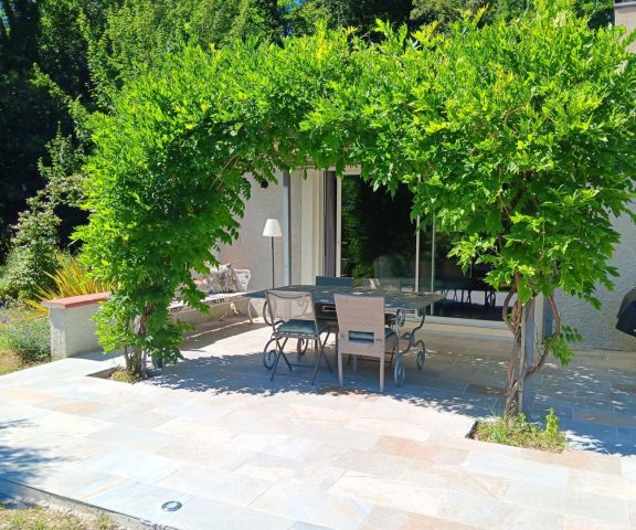 31G101620-002a9ee63e3d40b69a25965c19bc258c