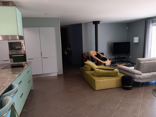 31G101620-1d4c289304174ff88a20b5bc34304126