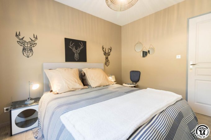 31G101620-7f470483a4c74eaca5601a69b643e3b3