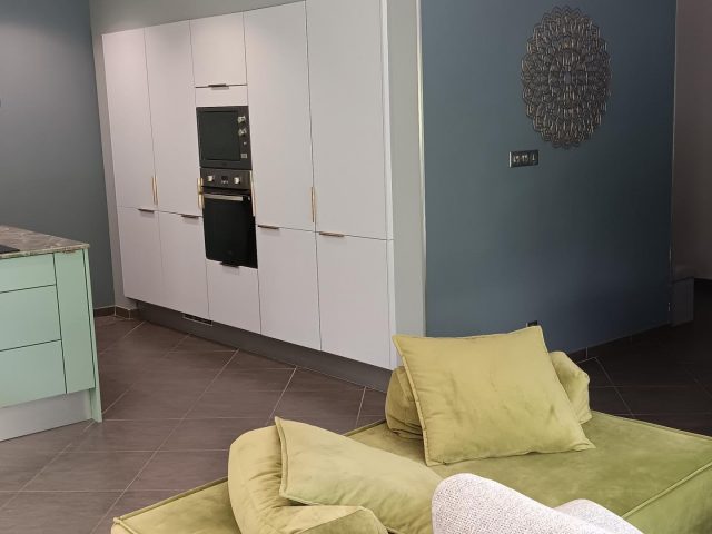 31G101620-8eef6a854e364ef781eecd099345a6e9