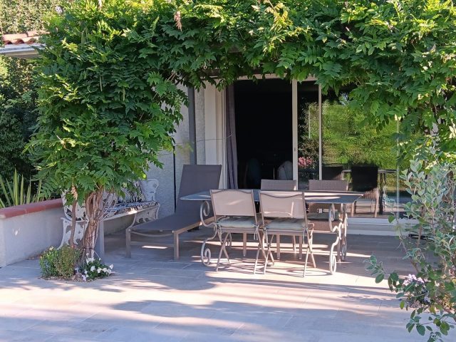 31G101620-bbe7646f79fe41dab3f31189a6a9ffeb