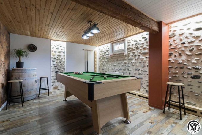 31G101641-a3eb46f3e29f4c0884737674945787e9