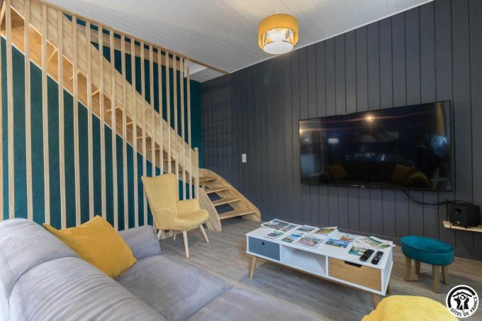 31G101641-ebb1eeecc1994ab5b6e32a49f9e5f6bb