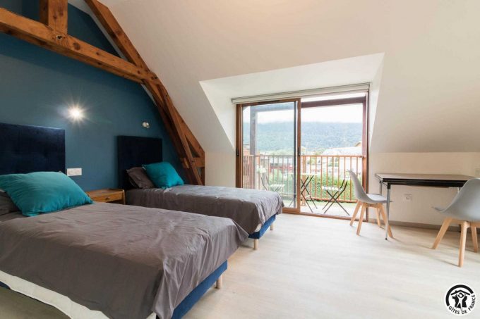 31G101649-6e366b06a991493fbc68f6072d67a9f4