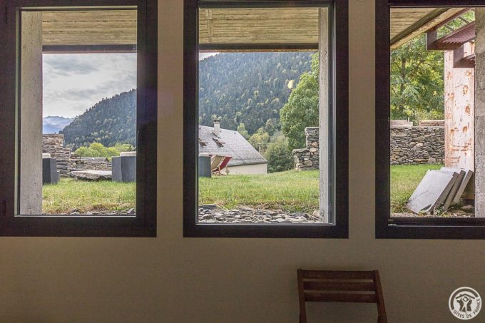 31G101655-33dcfd9ae8274fd3836be32464ba7ed5