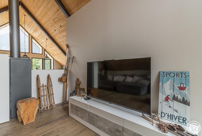 31G101655-7b3db423158a40cd906322eff51b0006