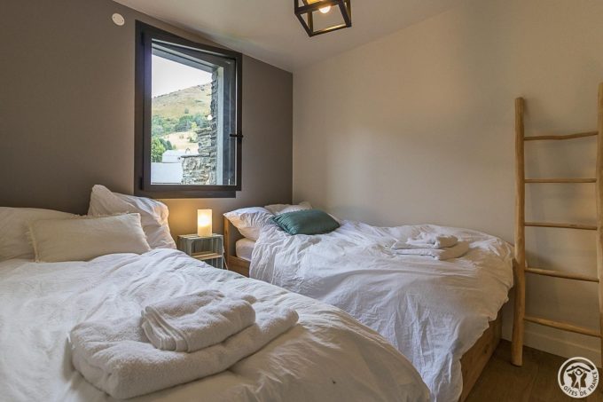 31G101655-90da7718271d46e2bcdeb8f3200a58b4