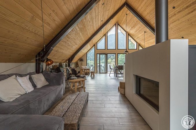 31G101655-9809246f9b224ae48562590468b81fdd