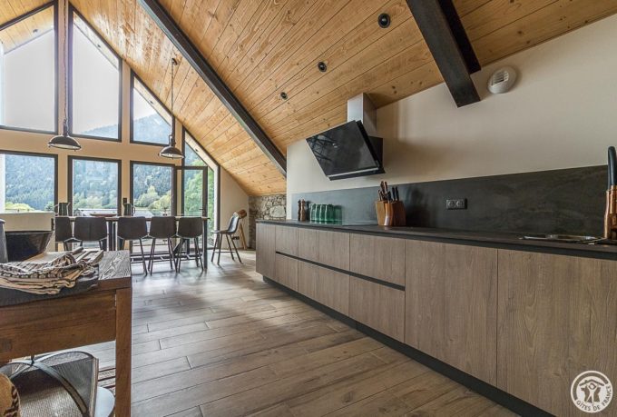 31G101655-af59dc40e7b74733b02fa348f96443c7