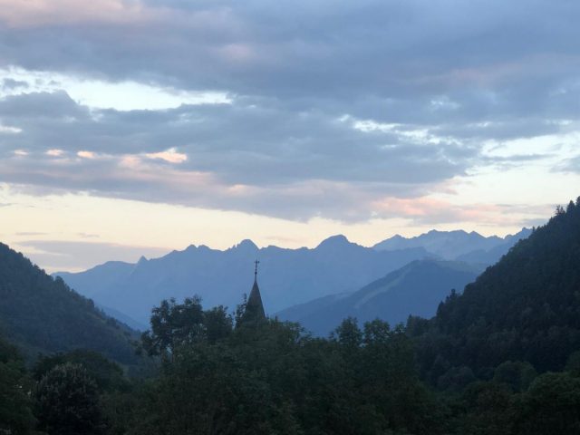 31G101655-b2e9d74cb8334b9fbf768d1e65282195