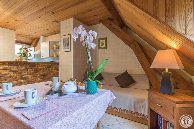 31G101657-3d5d8b76293646699cf69bf758cc7779