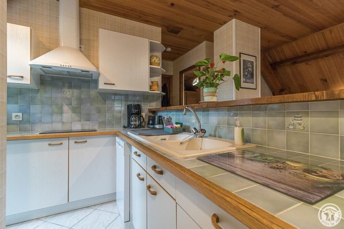 31G101657-8d45888b64464b9683c23daf9427d8a7