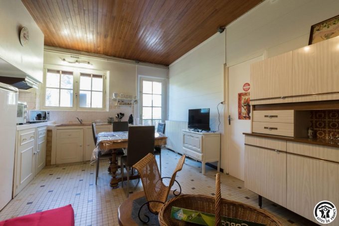 31G101659-302c9dc32c0343dba6a6ed8b36c7aba2