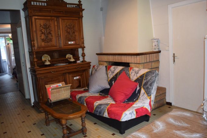 31G101659-8a6db287d2b641cfb9924b7a969dfa2b