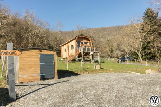 31G101666-53cfbc308d664042ba2c06ac72268c65