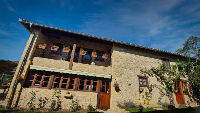 31G101671-09ebb16aa35c40fcb7c39e9b5c2071c7