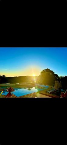 31G101688-b47beb88f7654944ad57fb8b9080d57d