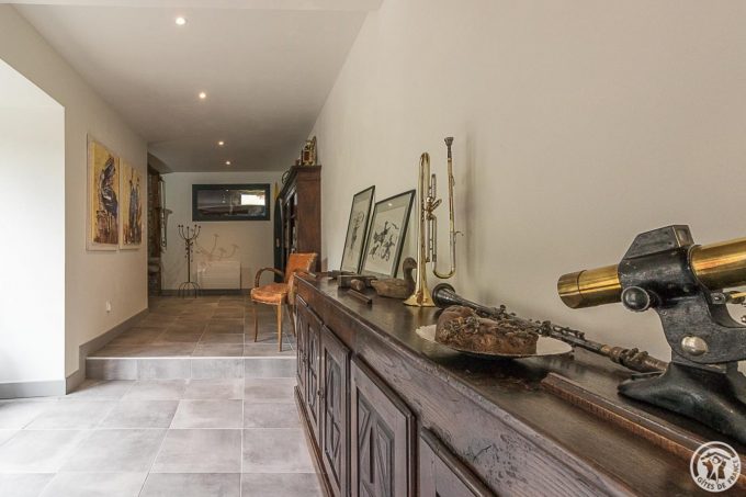 31G101695-010912c4b58441bcb4acb5ed76a097df