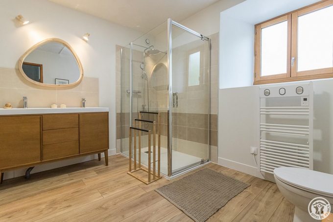 31G101695-27189c876760497ba132adb89623de22