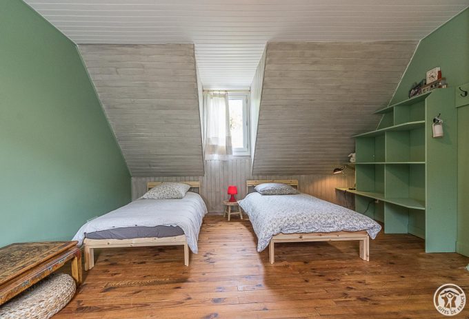 31G101695-353f27c20fae489b90943aeffd471720