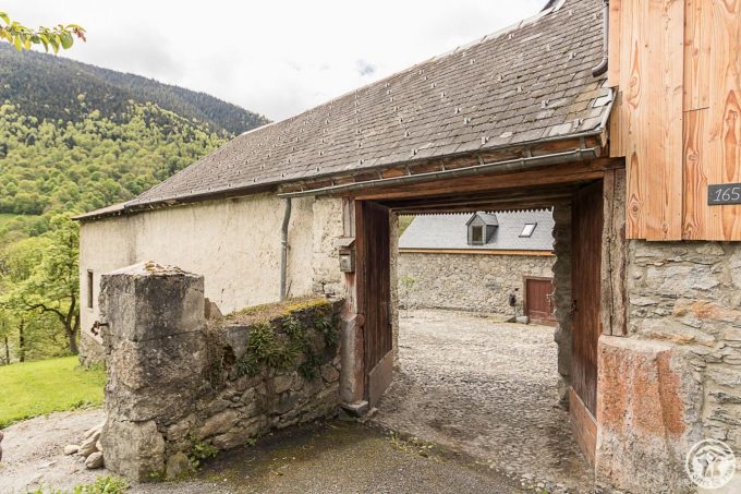 31G101695-844cd157b5fa422d83f8e0c34ddf2374