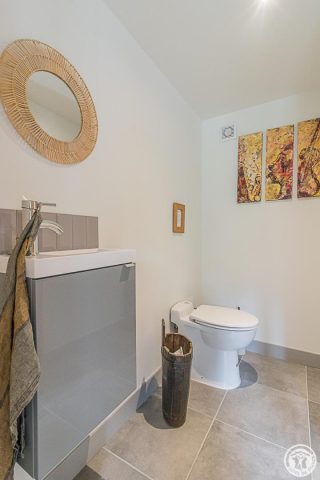 31G101695-d86490ebbeca4b5b8b8f8d7a225c171b