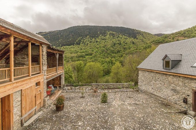 31G101695-e7f602ed881645fc82aba485009a4f84