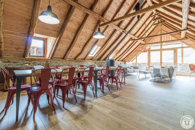 31G101695-fa039c3fcdc94ab58ea591d7a4893a33