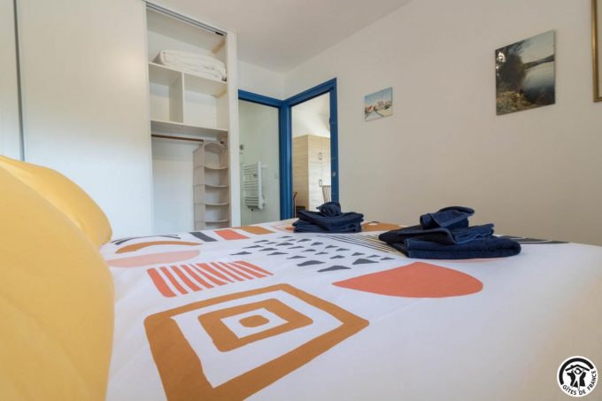 31G101699-1ce81c0636b345c8b15bb02303e952cc