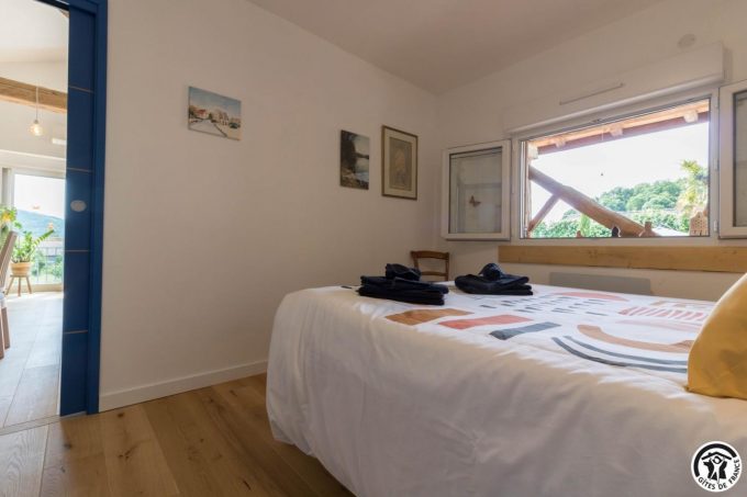 31G101699-6ead74afeb5c4413a48e1a418d74ed4c