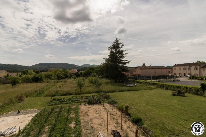 31G101699-a4e6ec8bf5434e8c9d07b3a560ec2c8b