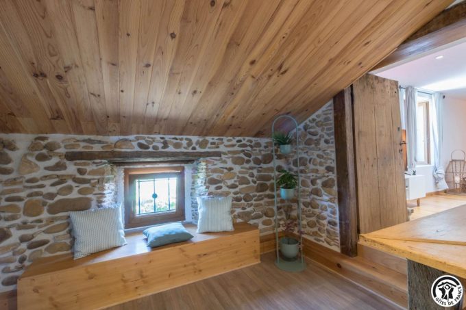 31G101704-55b709438e14452ebf7e0b4a5b1d49cb