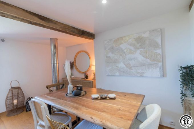 31G101704-6e89f21b26b64c31902236fbedffe159