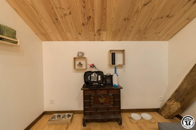 31G101704-8be2bd20f5ec4ad2a66760f4f85251ab