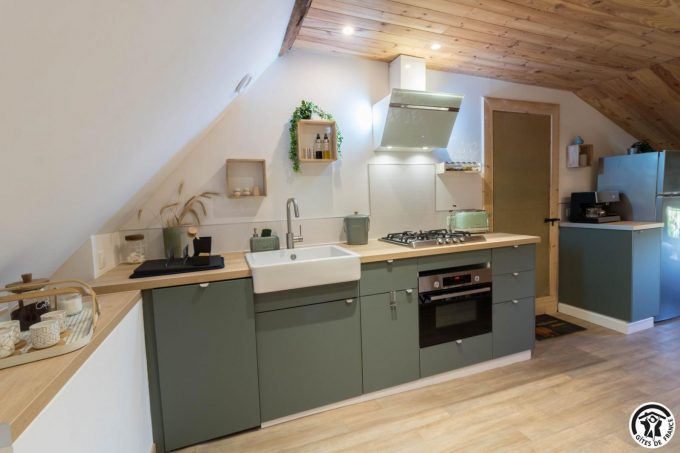 31G101704-cd1b7dc4e112440e85cbfd5e73ffa13d