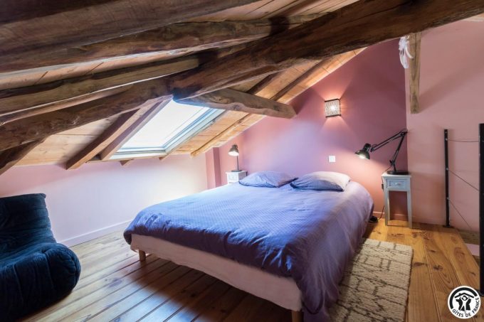 31G101706-97789043b7464d098f22a8955be5acae