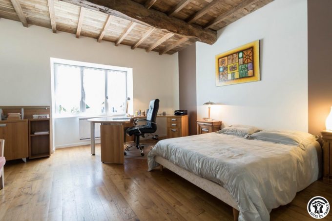 31G101706-ff0647066725434b8eac665b9ac6ffc9