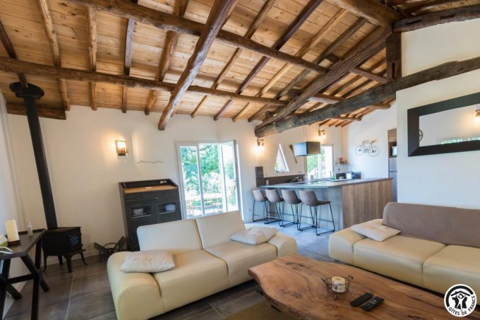 31G101708-3673e435d85a47ab9954a15573d38773