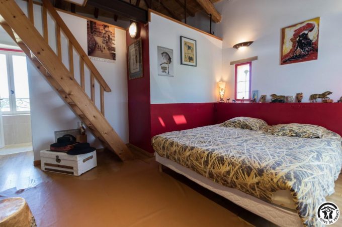 31G101708-45e6901134eb4d049e8381daac3f71c0