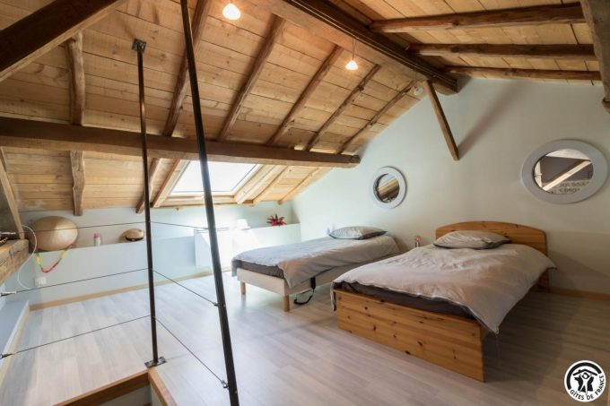 31G101708-9caf80490ede4423819d8eb5faef5105