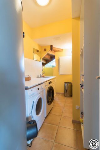 31G101708-dbb4326681cc424485170ac42ae033cc