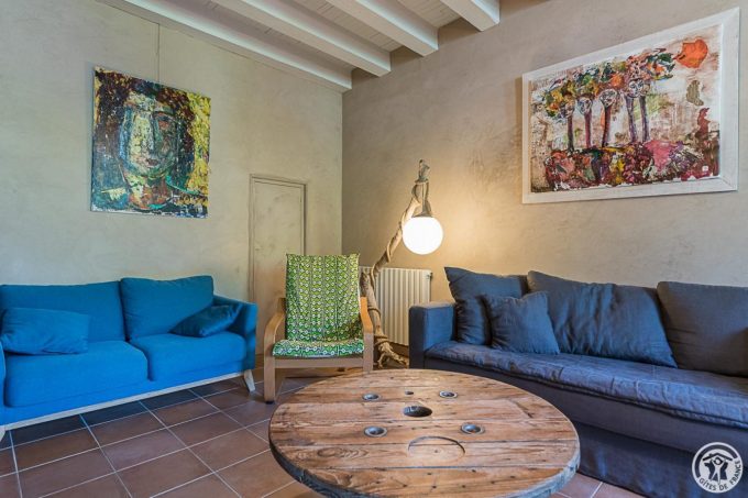 31G101710-3722c6fda394482fb4e117060a5323ec