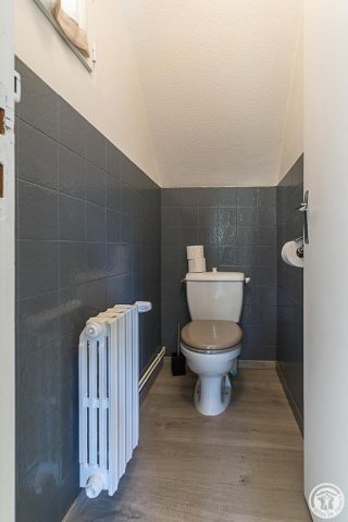 31G101710-3e546f3fd39d4dbab9d539b0ca7ba171