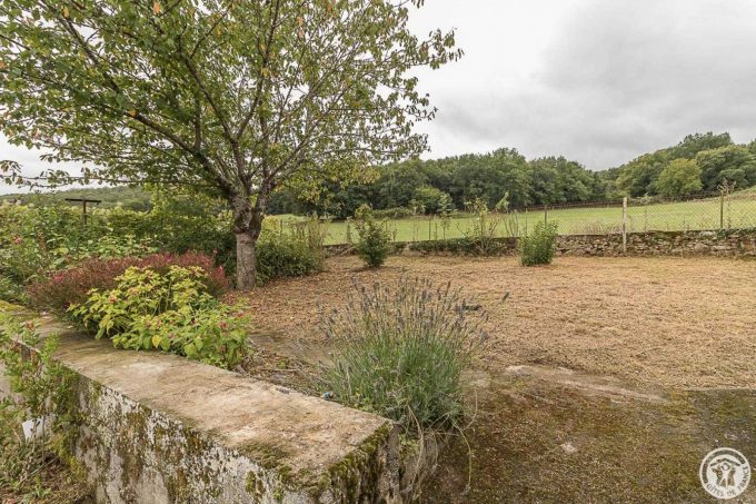 31G101712-29e4e5bfd1c747858a37bab1e419c22b